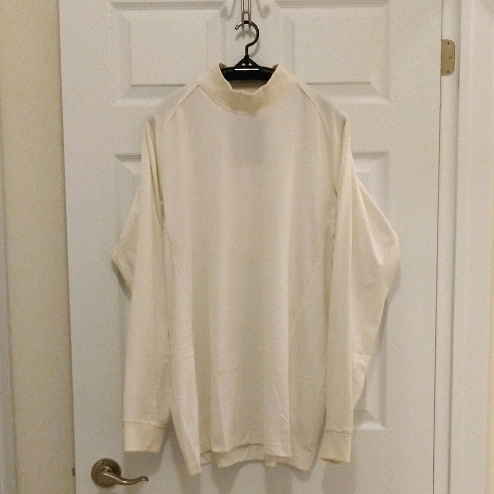 New Zero mock top - NWOT